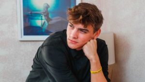 Gabriel Guevara, detenido por supuesta violencia sexual.